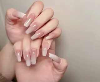 ネイル F+nail所属・F +nailのネイルデザイン