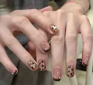 ネイル 高木 維麗絲のネイルデザイン