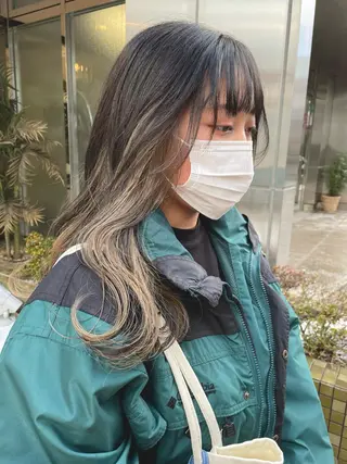 ロング 井上 亜海のヘアスタイル