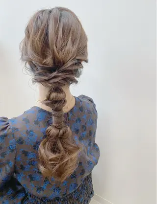 ロング ヘアアレンジ GRANLUSSO 〜グランルッソ駅前店所属・木口 嘉美のヘアスタイル