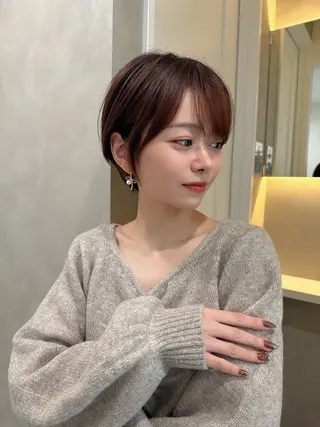 ショート カラー Cloe所属・久世 聡のヘアスタイル
