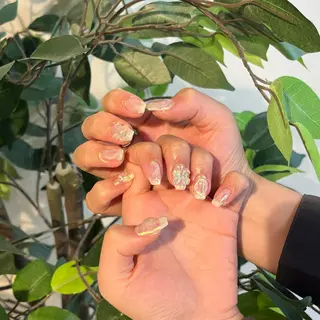 ネイル ☁️BLITZ 🎀笠原雪音🎀のネイルデザイン