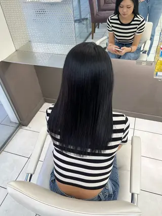 ロング 白井 音葉のヘアスタイル