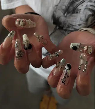 ネイル CoMo Nail Studio所属・CoMo Nailのネイルデザイン