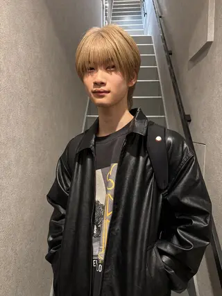 カラー メンズ 中崎町ハイトーン🫧 神崎 源のヘアスタイル