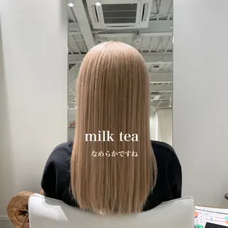 ロング カラー 峯崎 葵のヘアスタイル