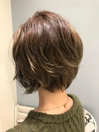 ショート カラー 🌈ぷる艶カラー🌈 髪質改善👑柳沼尚貴のヘアスタイル