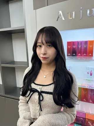 ロング カラー ザクザクレイヤー 🍀/ブリーチ/小田のヘアスタイル