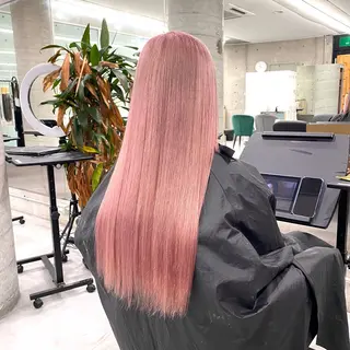 ロング カラー Welring hair salon所属・Runa/大人 かわいいハイトーンのヘアスタイル