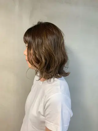 ミディアム カラー GO TODAY  SHAIR SALON 梅田NU茶屋町店所属・田中成美/レイヤー カット/透明感カラーのヘアスタイル