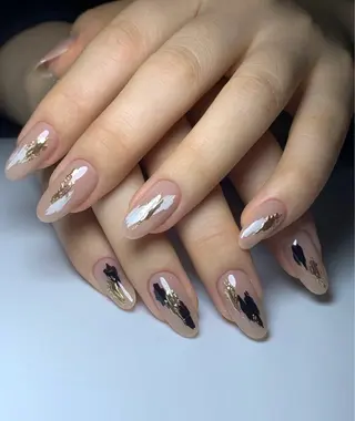 ネイル Nail&Eyelash Riona所属・上野 アヤのネイルデザイン