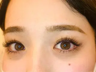 マツエク・マツパ Eyelashsalon LUSTER所属・LUSTER ラスターのマツエク・マツパデザイン