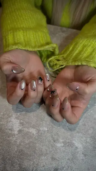 ネイル Nail MOANAのネイルデザイン