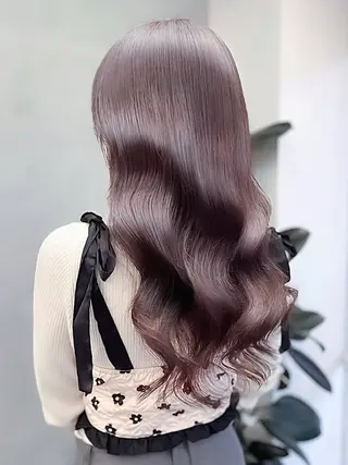 ロング カラー 小山田 愛美のヘアスタイル