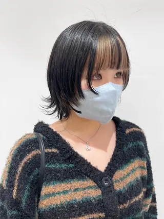 ショート 🐺ウルフ× ハイトーン🐺MOEのヘアスタイル