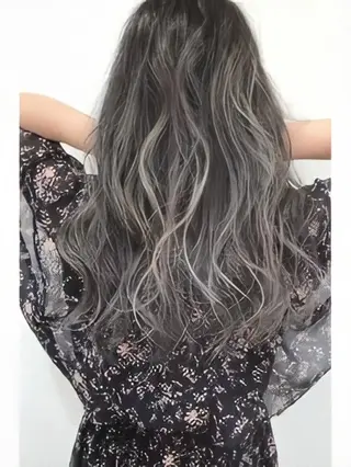 ミディアム カラー ケア剤オタク×海外 ヘア長谷川裕起のヘアスタイル