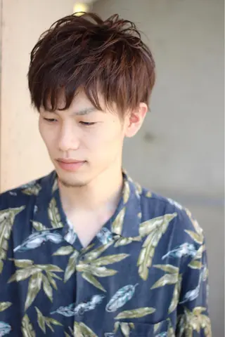 カラー パーマ メンズ 成松 勇治のヘアスタイル