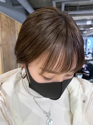 ショート カラー よしだ とおいのヘアスタイル