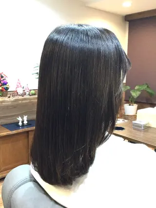 ミディアム カラー Annon プライベートサロンのヘアスタイル