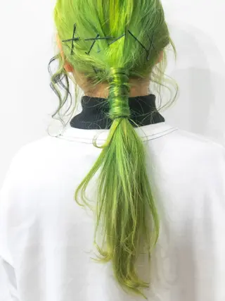 ヘアアレンジ ハイトーンカラー RYUのヘアスタイル
