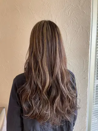ロング カラー ageless所属・ageless/ nana/髪質改善のヘアスタイル
