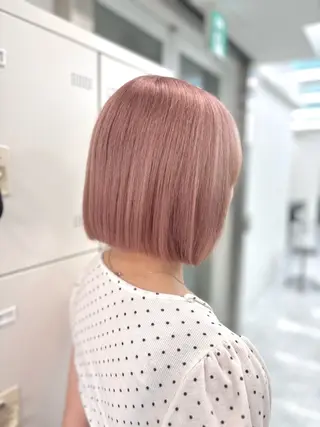 ショート 透明感ハイトーン☁️ 斗和🫧天神のヘアスタイル