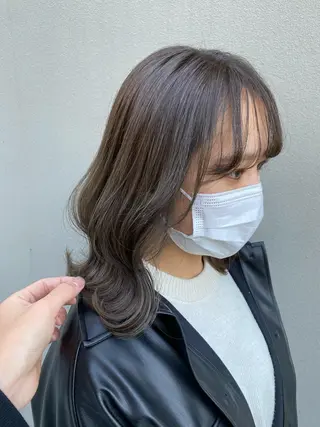ミディアム sliver renのヘアスタイル