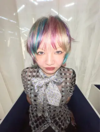 ショート カラー haco＋所属・圧倒的デザイン力 店長🎨RENAのヘアスタイル