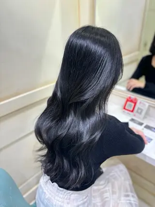 ロング カラー ハイトーン/ブリーチ 💙みずき💙のヘアスタイル