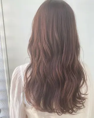 ロング カラー 韓国ヘア顔周りカット 艶髪ベージュtamaのヘアスタイル