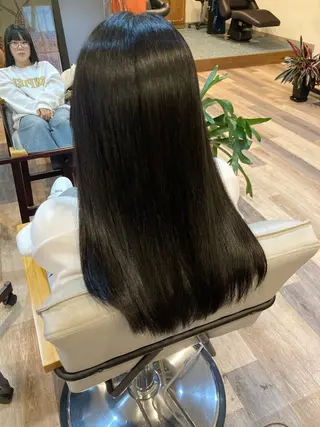 ロング 中野 紹江のヘアスタイル