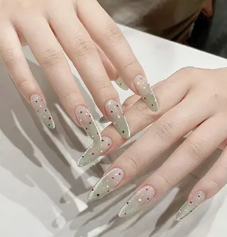 ネイル AB マツエクネイルサロンのネイルデザイン