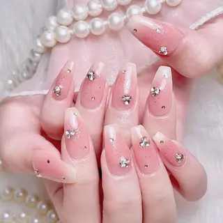 ネイル Hanya 🌈のネイルデザイン