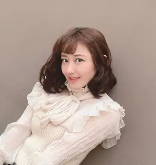 ミディアム ヘアサロンCHARM所属・🌈ハク ユヒのヘアスタイル