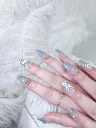 ネイル Ubuntu🎀 ネイルサロン✨のネイルデザイン