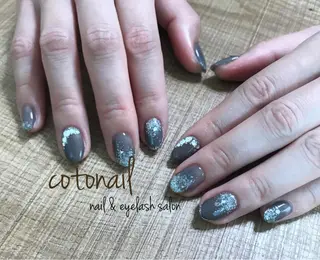 ミディアム ネイル ツメトマツゲ .のネイルデザイン