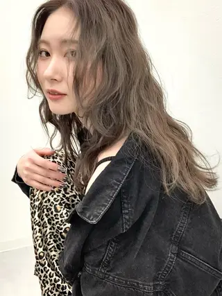 ロング カラー レイヤー ハイトーン 暖色⭐︎KANAKOのヘアスタイル