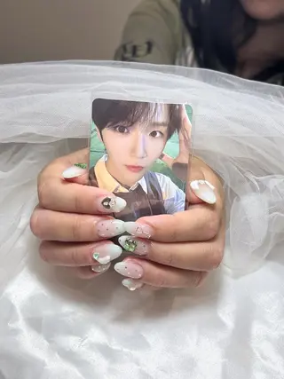 ネイル muni所属・鶴橋♡̴⟡.˚ネイル kpop.ワンホンのネイルデザイン