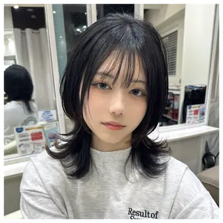 ミディアム カラー ショート・ハイトーン ズーキーのヘアスタイル
