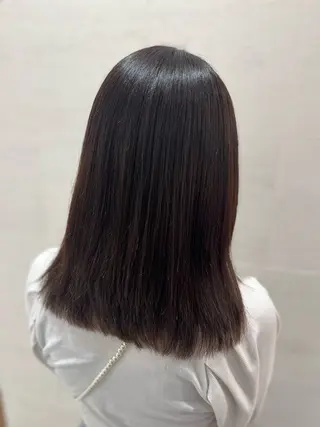 セミロング 伊藤 アユミのヘアスタイル