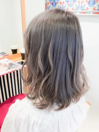 ミディアム カラー Days 透明感カラーのヘアスタイル