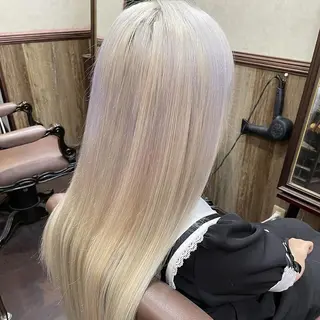 ロング D-aimer- ディーエメのヘアスタイル