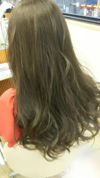 ロング カラー 脇田 雄大のヘアスタイル