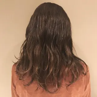 セミロング カラー ボブ/透明感カラー 岸本涼奈のヘアスタイル