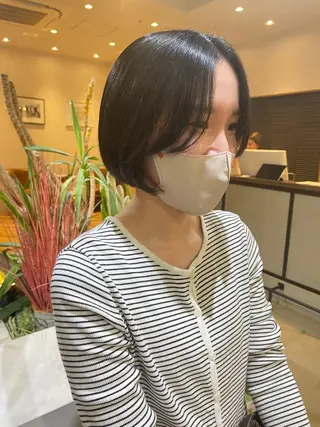 ミディアム lolonois ナガオカカオリのヘアスタイル
