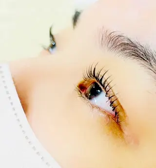 マツエク・マツパ aile lash curlまつ毛パーマ専門店　森ノ宮所属・山﨑 由佳のマツエク・マツパデザイン