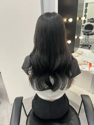 ロング しゅういち/赤み消し カラー特化のヘアスタイル