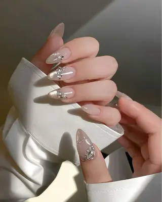 ネイル Lyn TA Nailのネイルデザイン