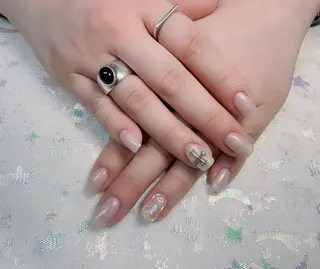 ネイル Rs nail 新宿西口のネイルデザイン