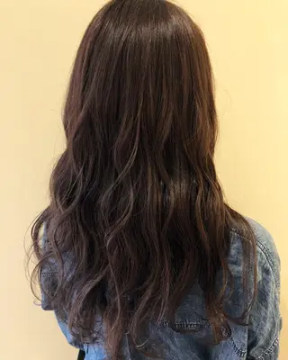 ロング カラー eclat suzumiのヘアスタイル